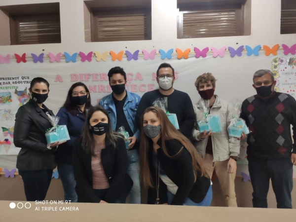 INICIARAM NA ÚLTIMA SEGUNDA-FEIRA ATIVIDADES DA SEMANA DA PESSOA COM DEFICIÊNCIA INTELECTUAL E MÚLTIPLA DA EMEE POSSO VIVER INICIARAM NA ÚLTIMA SEGUNDA-FEIRA ATIVIDADES DA SEMANA DA PESSOA COM DEFICIÊNCIA INTELECTUAL E MÚLTIPLA DA EMEE POSSO VIVER