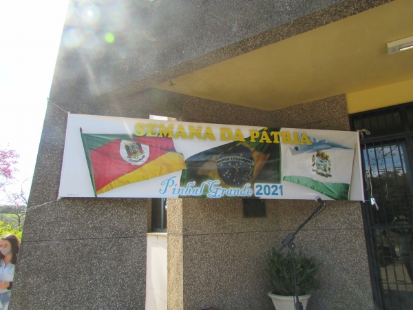 Realizada em frente ao Centro Administrativo Municipal de Pinhal Grande, abertura Oficial da Semana da Pátria e Semana Farroupilha Realizada em frente ao Centro Administrativo Municipal de Pinhal Grande, abertura Oficial da Semana da Pátria e Semana Farroupilha
