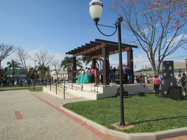 Inauguração da 1ª Etapa da Reforma e Revitalização da Praça Campos Salles do Bairro Limeira Inauguração da 1ª Etapa da Reforma e Revitalização da Praça Campos Salles do Bairro Limeira