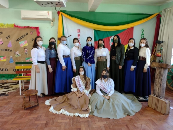 Sancionada Lei que Inclui Conteúdo Sobre Cultura Tradicionalista nas Escolas da Rede Municipal de Pinhal Grande Sancionada Lei que Inclui Conteúdo Sobre Cultura Tradicionalista nas Escolas da Rede Municipal de Pinhal Grande