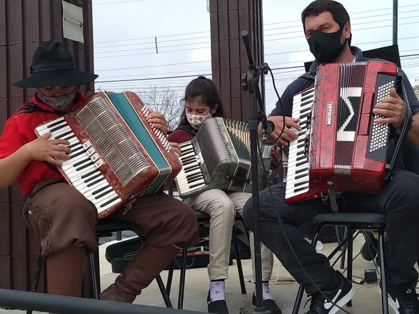 Praça Campos Salles Foi Cenário Para Apresentação dos Alunos do Curso de Música da Casa de Cultura Praça Campos Salles Foi Cenário Para Apresentação dos Alunos do Curso de Música da Casa de Cultura