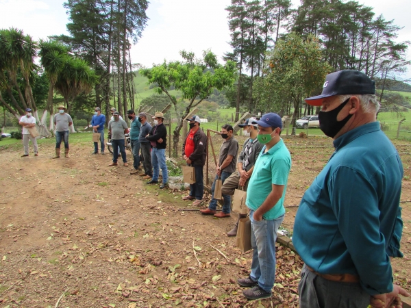Secretaria de Agricultura Realiza Dia de Campo com Demonstrações de Atividades e Ações de Revitalização do Horto Municipal Secretaria de Agricultura Realiza Dia de Campo com Demonstrações de Atividades e Ações de Revitalização do Horto Municipal