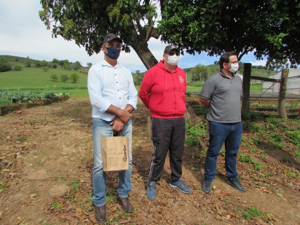 Secretaria de Agricultura Realiza Dia de Campo com Demonstrações de Atividades e Ações de Revitalização do Horto Municipal Secretaria de Agricultura Realiza Dia de Campo com Demonstrações de Atividades e Ações de Revitalização do Horto Municipal