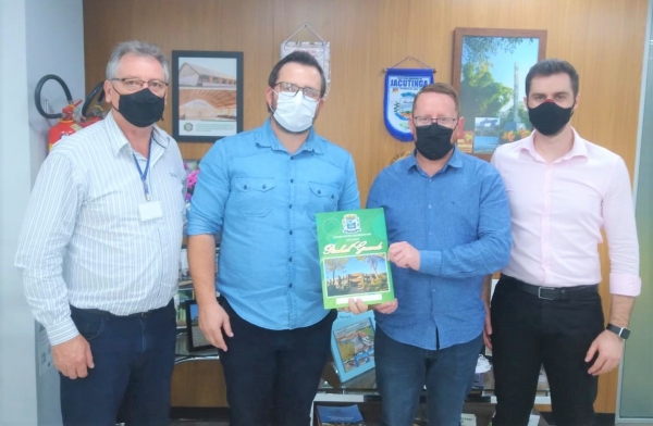 Prefeito e Assessor Jurídico Cumpre agenda na Capital Prefeito e Assessor Jurídico Cumpre agenda na Capital