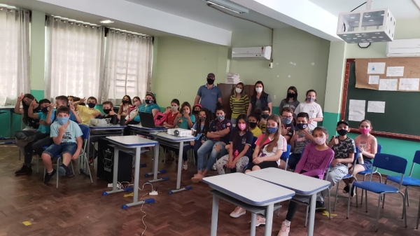 O Mês das Crianças foi Marcado por Muita Diversão e Aprendizado na EMEF José Rubin Filho O Mês das Crianças foi Marcado por Muita Diversão e Aprendizado na EMEF José Rubin Filho