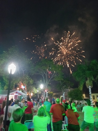 População de Pinhal Grande lotou a Praça Campos Salles Para Acompanhar as Atrações na Celebração de Natal do Município População de Pinhal Grande lotou a Praça Campos Salles Para Acompanhar as Atrações na Celebração de Natal do Município