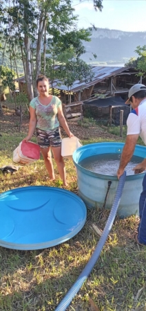 Administração Municipal Intensifica Transporte de Água para Consumo Humano e Para o Consumo de Animais no Interior do Municipio em Virtude da Estiagem Administração Municipal Intensifica Transporte de Água para Consumo Humano e Para o Consumo de Animais no Interior do Municipio em Virtude da Estiagem