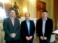 GOVERNADOR SARTORI RECEBE MEMBROS DA ADMINISTRAÇÃO DE PINHAL GRANDE GOVERNADOR SARTORI RECEBE MEMBROS DA ADMINISTRAÇÃO DE PINHAL GRANDE