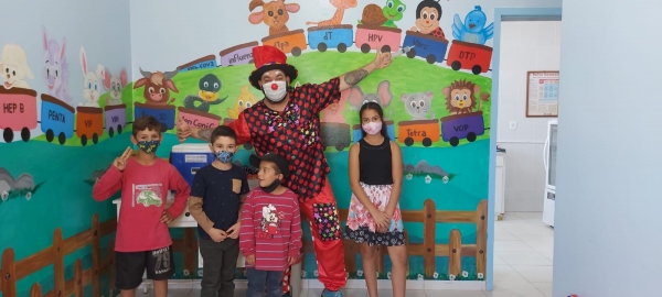 Município de Pinhal Grande Avança na Imunização Infantil Contra a COVID-19 e conta com Brinquedos e Personagens Para Estimular as Crianças a Se Vacinarem Município de Pinhal Grande Avança na Imunização Infantil Contra a COVID-19 e conta com Brinquedos e Personagens Para Estimular as Crianças a Se Vacinarem