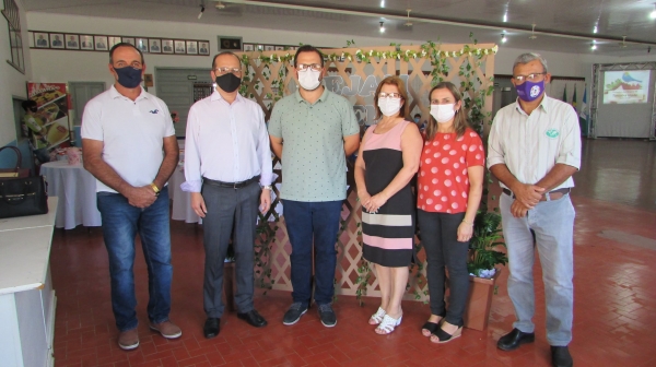 Encontro de Idosos: Secretaria de Assistência Social Realiza Abertura Oficial Dos Grupos Da Terceira Idade Do Município de Pinhal Grande Encontro de Idosos: Secretaria de Assistência Social Realiza Abertura Oficial Dos Grupos Da Terceira Idade Do Município de Pinhal Grande