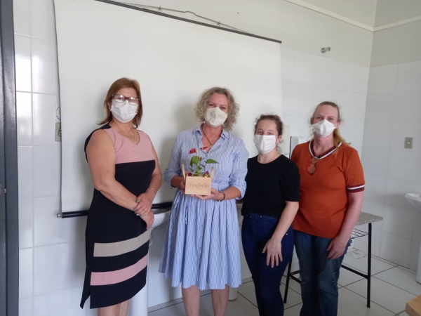 Capacitação em Cuidados com Idosos: A Secretaria Municipal de Saúde de Pinhal Grande Promoveu Um Curso de Capacitação Para Agentes Comunitários de Saúde e Cuidadosres de Idosos do Município Capacitação em Cuidados com Idosos: A Secretaria Municipal de Saúde de Pinhal Grande Promoveu Um Curso de Capacitação Para Agentes Comunitários de Saúde e Cuidadosres de Idosos do Município