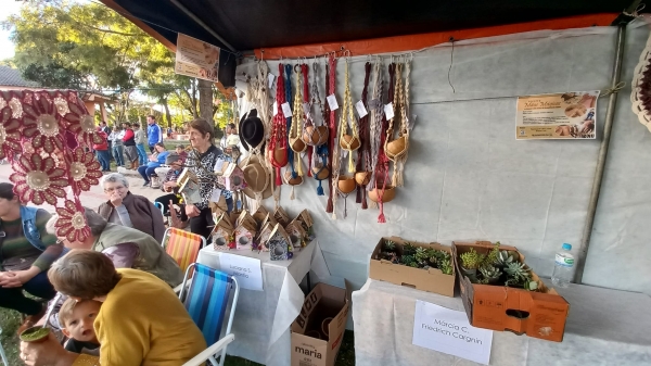 Mateada na Praça: Feira de Artesanado, Show com Irmãos Moro e Mateada Encerram as Atividades de Comemoração dos 30 Anos de Pinhal Grande Mateada na Praça: Feira de Artesanado, Show com Irmãos Moro e Mateada Encerram as Atividades de Comemoração dos 30 Anos de Pinhal Grande