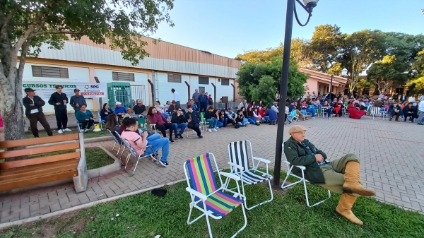 Mateada na Praça: Feira de Artesanado, Show com Irmãos Moro e Mateada Encerram as Atividades de Comemoração dos 30 Anos de Pinhal Grande Mateada na Praça: Feira de Artesanado, Show com Irmãos Moro e Mateada Encerram as Atividades de Comemoração dos 30 Anos de Pinhal Grande