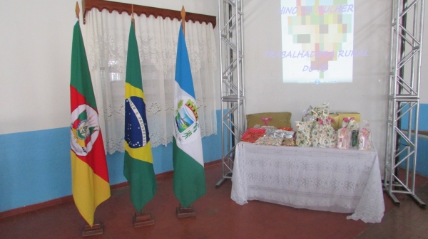 Homenagem as Mulheres: Prefeitura Municipal e Sindicato do Trabalhadores Rurais de Pinhal Grande Realizam Homenagem as Mulheres na Semana Do Município Homenagem as Mulheres: Prefeitura Municipal e Sindicato do Trabalhadores Rurais de Pinhal Grande Realizam Homenagem as Mulheres na Semana Do Município