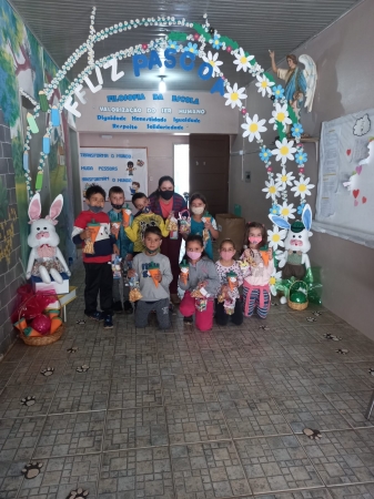 Coelhinho da Páscoa Visita Escolas Municipais De Pinhal Grande E Alunos Participam De Atividades Ligadas A Data Comemorativas Coelhinho da Páscoa Visita Escolas Municipais De Pinhal Grande E Alunos Participam De Atividades Ligadas A Data Comemorativas