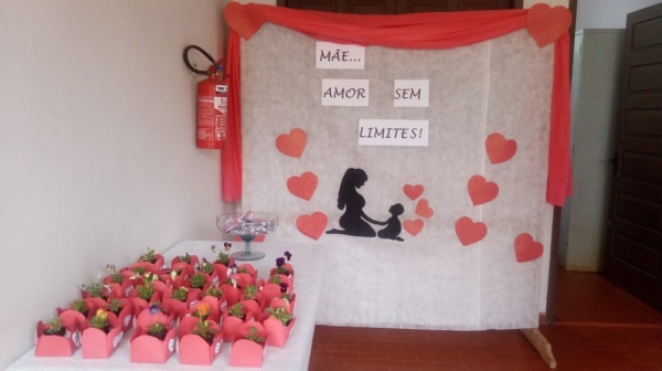 Dia das Mães: Escola São Thomaz de Aquino Comemora o Dia das Mães Com Diversas Atividades Dia das Mães: Escola São Thomaz de Aquino Comemora o Dia das Mães Com Diversas Atividades