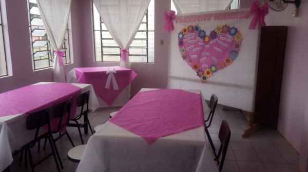 Dia das Mães: Escola São Thomaz de Aquino Comemora o Dia das Mães Com Diversas Atividades Dia das Mães: Escola São Thomaz de Aquino Comemora o Dia das Mães Com Diversas Atividades