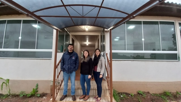 OBRA ENTREGUE: CONCLUÍDA A OBRA DE REVITALIZAÇÃO DA ESCOLA JURACI EDLER NA COMUNIDADE DO RINCÃO DO APPEL OBRA ENTREGUE: CONCLUÍDA A OBRA DE REVITALIZAÇÃO DA ESCOLA JURACI EDLER NA COMUNIDADE DO RINCÃO DO APPEL