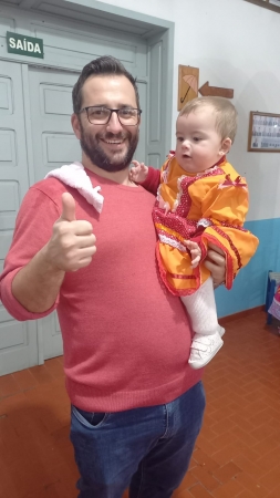 PRIMEIRO SÃO JOÃO: ALUNOS DA ESCOLA INFANTIL CARMELINDA COCCO PARTICIPAM DA PRIMEIRA FESTA JUNINA DE SUAS VIDAS PRIMEIRO SÃO JOÃO: ALUNOS DA ESCOLA INFANTIL CARMELINDA COCCO PARTICIPAM DA PRIMEIRA FESTA JUNINA DE SUAS VIDAS