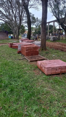 PRAÇA CENTRAL: RETOMADA OBRA DE CONCLUSÃO DA SEGUNDA ETAPA DE REVITALIZAÇÃO DA PRAÇA CAMPOS SALLES NO BAIRRO LIMEIRA PRAÇA CENTRAL: RETOMADA OBRA DE CONCLUSÃO DA SEGUNDA ETAPA DE REVITALIZAÇÃO DA PRAÇA CAMPOS SALLES NO BAIRRO LIMEIRA