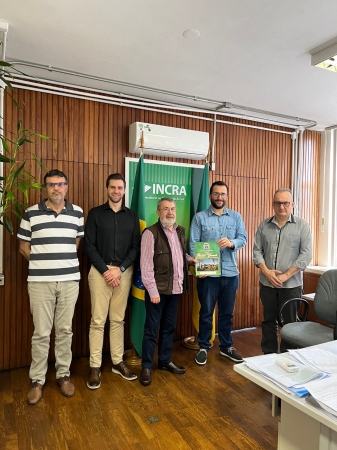 AGENDA NA CAPITAL: PREFEITO LUCAS MICHELON CUMPRE AGENDA EM PORTO ALEGRE COM SUPERINTENDENTE DO INCRA AGENDA NA CAPITAL: PREFEITO LUCAS MICHELON CUMPRE AGENDA EM PORTO ALEGRE COM SUPERINTENDENTE DO INCRA
