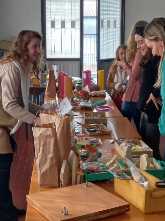 FORMAÇÃO: EVENTO DE FORMAÇÃO DE PROFESSORES “A POTÊNCIA DAS MATERIALIDADES E ESPAÇOS BRINCANTES” REUNE DOCENTES DA REDE MUNICIPAL DE ENSINO FORMAÇÃO: EVENTO DE FORMAÇÃO DE PROFESSORES “A POTÊNCIA DAS MATERIALIDADES E ESPAÇOS BRINCANTES” REUNE DOCENTES DA REDE MUNICIPAL DE ENSINO