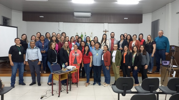 PALESTRA: SECRETARIA DE EDUCAÇÃO PROMOVE FORMAÇÃO DE PROFESSORES PARA DOCENTES DA REDE MUNICIPAL E ESTADUAL DE PINHAL GRANDE PALESTRA: SECRETARIA DE EDUCAÇÃO PROMOVE FORMAÇÃO DE PROFESSORES PARA DOCENTES DA REDE MUNICIPAL E ESTADUAL DE PINHAL GRANDE