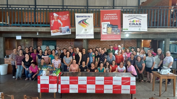 CURSO GRATUITO: PARCERIA ENTRE PREFEITURA MUNICIPAL EMATER E MOINHO NORDESTE POSSIBILITA CURSO DE CONFECÇÃO DE SALGADOS EM PINHAL GRANDE CURSO GRATUITO: PARCERIA ENTRE PREFEITURA MUNICIPAL EMATER E MOINHO NORDESTE POSSIBILITA CURSO DE CONFECÇÃO DE SALGADOS EM PINHAL GRANDE