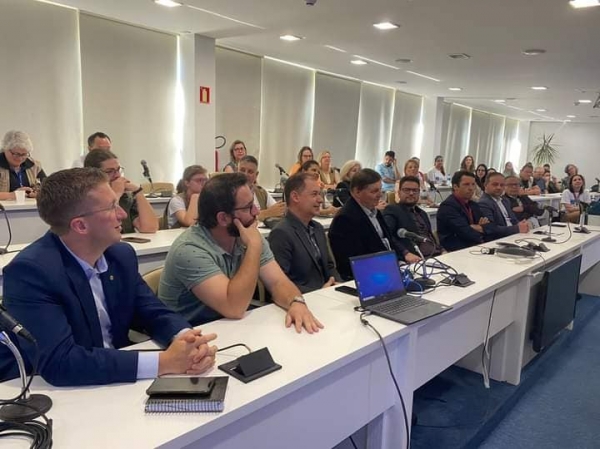 GEOPARQUE QUARTA COLÔNIA: PREFEITO LUCAS MICHELON PARTICIPA DE REUNIÃO COM AVALIADORES DA UNESCO NA UFSM GEOPARQUE QUARTA COLÔNIA: PREFEITO LUCAS MICHELON PARTICIPA DE REUNIÃO COM AVALIADORES DA UNESCO NA UFSM