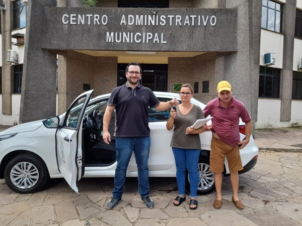 ADMINISTRAÇÃO MUNICIPAL ADQUIRE CARRO 0KM PARA SECRETARIA DE ASSISTÊNCIA SOCIAL ADMINISTRAÇÃO MUNICIPAL ADQUIRE CARRO 0KM PARA SECRETARIA DE ASSISTÊNCIA SOCIAL