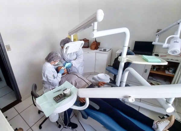 UMA INOVAÇÃO DA ATUAL ADMINISTRAÇÃO: TRATAMENTO DE CANAL GRATUITO NO POSTO DE SAÚDE ULTRAPASSA OS 270 PACIENTES ATENDIDOS UMA INOVAÇÃO DA ATUAL ADMINISTRAÇÃO: TRATAMENTO DE CANAL GRATUITO NO POSTO DE SAÚDE ULTRAPASSA OS 270 PACIENTES ATENDIDOS