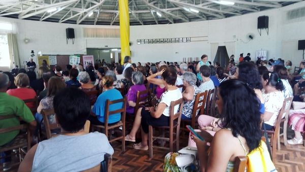 13º SIMPÓSIO CIDADE CUIDADORA 60 +: LONGEVIDADE COM QUALIDADE DE VIDA 13º SIMPÓSIO CIDADE CUIDADORA 60 +: LONGEVIDADE COM QUALIDADE DE VIDA