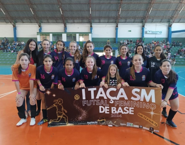 EQUIPE DE PINHAL GRANDE CONQUISTA TERCEIRO LUGAR NA PRIMEIRA TAÇA SANTA MARIA DE FUTSAL FEMININO DE BASE EQUIPE DE PINHAL GRANDE CONQUISTA TERCEIRO LUGAR NA PRIMEIRA TAÇA SANTA MARIA DE FUTSAL FEMININO DE BASE