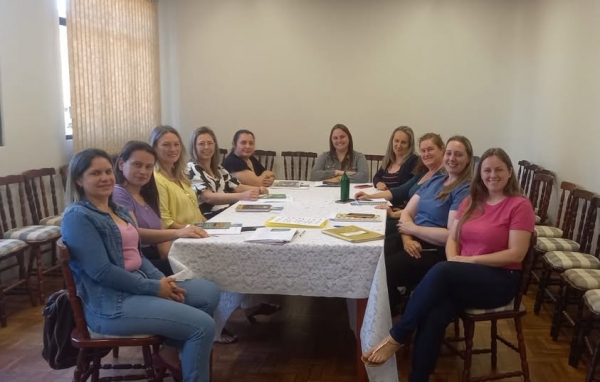 REUNIÃO ALINHA ENCERRAMENTO DO ANO LETIVO 2025 REUNIÃO ALINHA ENCERRAMENTO DO ANO LETIVO 2025