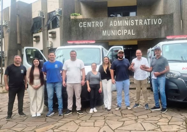 BOAS NOTÍCIAS PARA PINHAL GRANDE: ADMINISTRAÇÃO MUNICIPAL ADQUIRE DUAS NOVAS AMBULÂNCIAS BOAS NOTÍCIAS PARA PINHAL GRANDE: ADMINISTRAÇÃO MUNICIPAL ADQUIRE DUAS NOVAS AMBULÂNCIAS