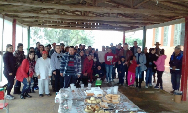 HOMENAGEM AOS PAIS DOS ALUNOS DA ESCOLA ESPECIAL HOMENAGEM AOS PAIS DOS ALUNOS DA ESCOLA ESPECIAL