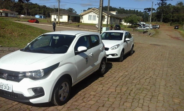ADMINISTRAÇÃO MUNICIPAL ADQUIRE VEÍCULOS NOVOS ADMINISTRAÇÃO MUNICIPAL ADQUIRE VEÍCULOS NOVOS