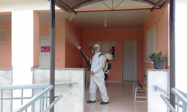 PRIORIZANDO O CUIDADO AS ESCOLAS MUNICIPAIS PRIORIZANDO O CUIDADO AS ESCOLAS MUNICIPAIS
