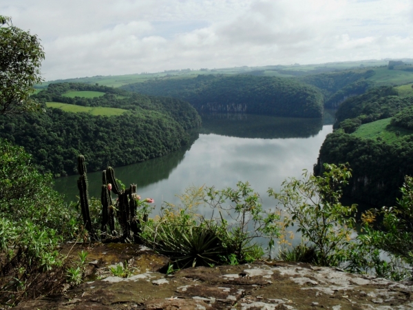 CATEGORIA NATUREZA: 2º LUGAR: “Mirante do Paga-Peão” Nome: Raieli Rubin CATEGORIA NATUREZA: 2º LUGAR: “Mirante do Paga-Peão” Nome: Raieli Rubin