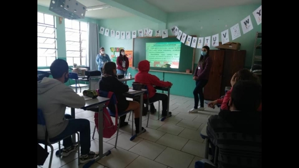 EQUIPE DE ENFERMAGEM DE PINHAL GRANDE REALIZA PROJETO DE EDUCAÇÃO EM SAÚDE NA ESCOLA EQUIPE DE ENFERMAGEM DE PINHAL GRANDE REALIZA PROJETO DE EDUCAÇÃO EM SAÚDE NA ESCOLA