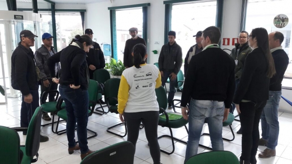 PINHAL GRANDE VENCE O DIA DO DESAFIO